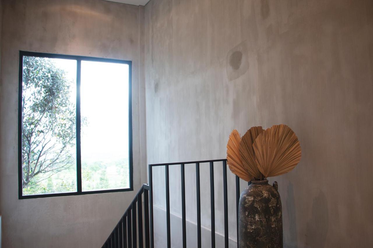 Villa Moo By The Villas 100 Puncak Exterior photo